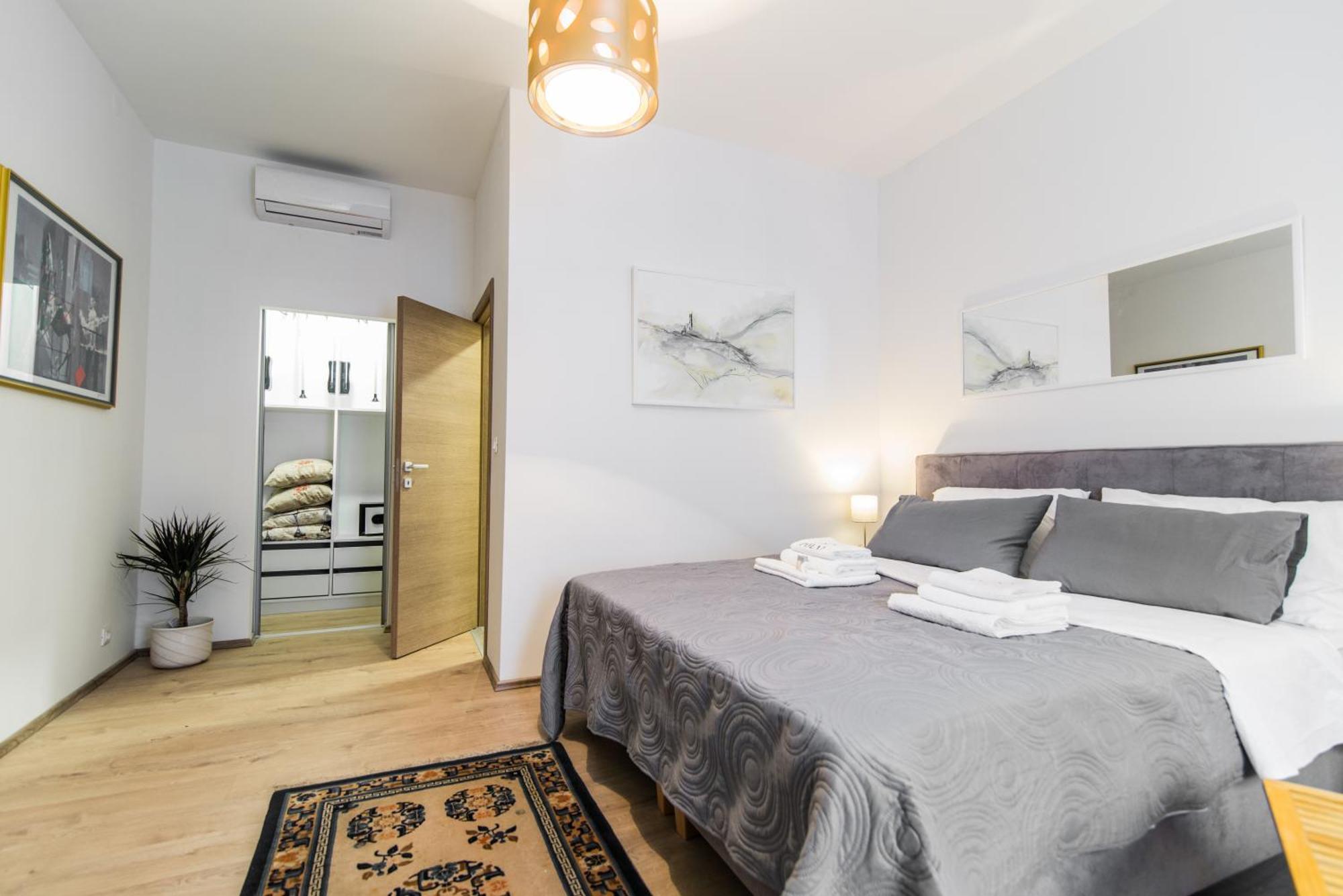 Polai Center Apartments Dış mekan fotoğraf