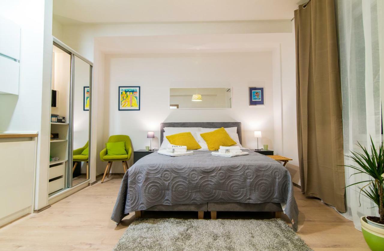 Polai Center Apartments Oda fotoğraf
